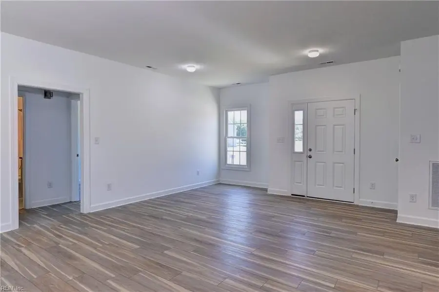 321 Pointers Drive, West Point, VA 23181 - Image #3