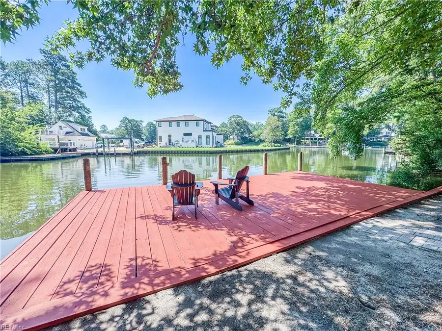 557 Susan Constant Drive, Virginia Beach, VA 23451 - Image #2