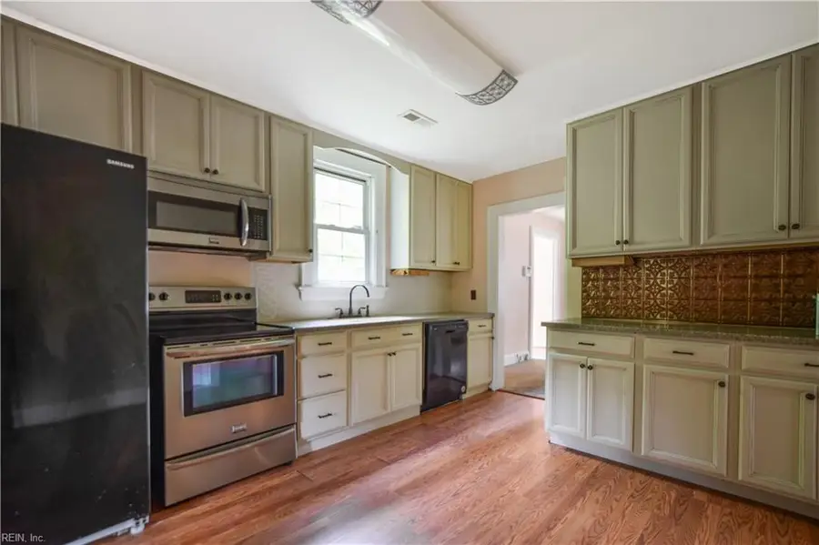 715 Vermont Avenue, Portsmouth, VA 23707 - Image #3