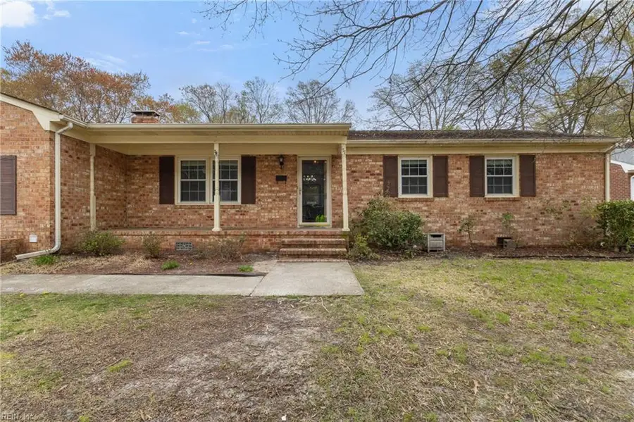 111 Garrett Drive, Hampton, VA 23669 - Image #2
