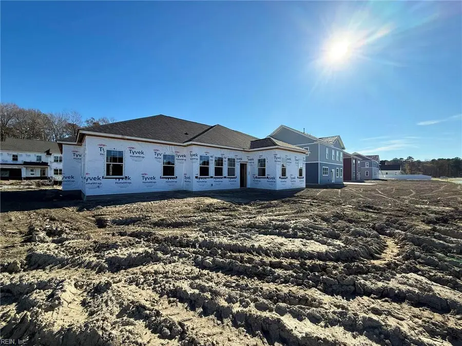 636 Crestfield Drive, Chesapeake, VA 23320 - Image #3