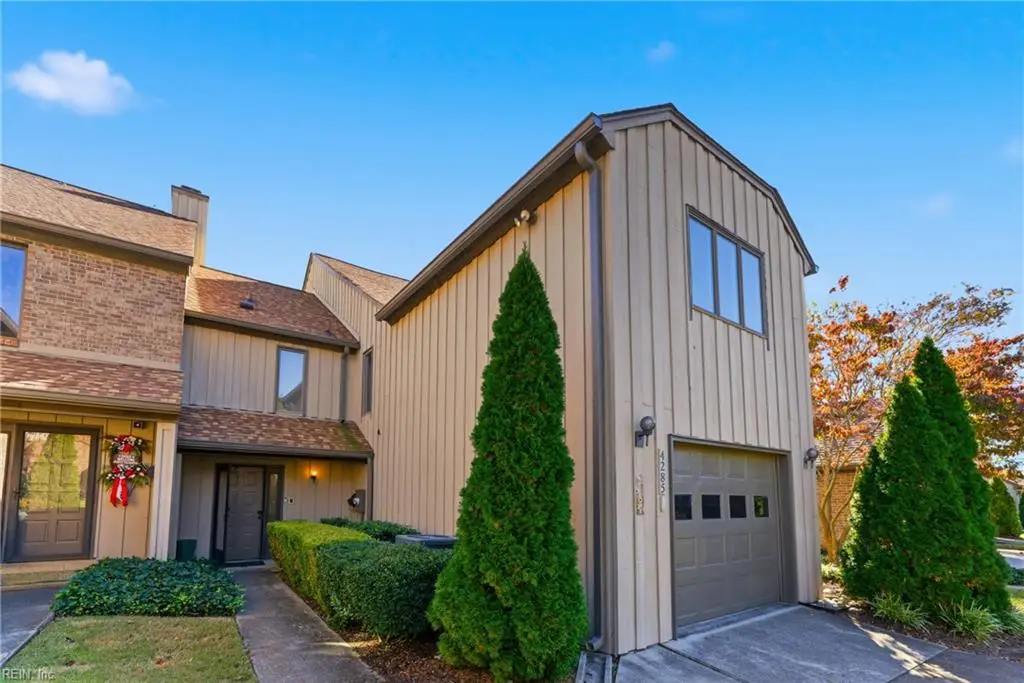 4285 Hatton Point Lane, Portsmouth, VA 23703 - Image #1