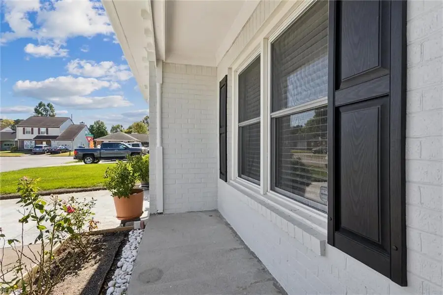 1821 Sharbot Circle, Virginia Beach, VA 23464 - Image #2