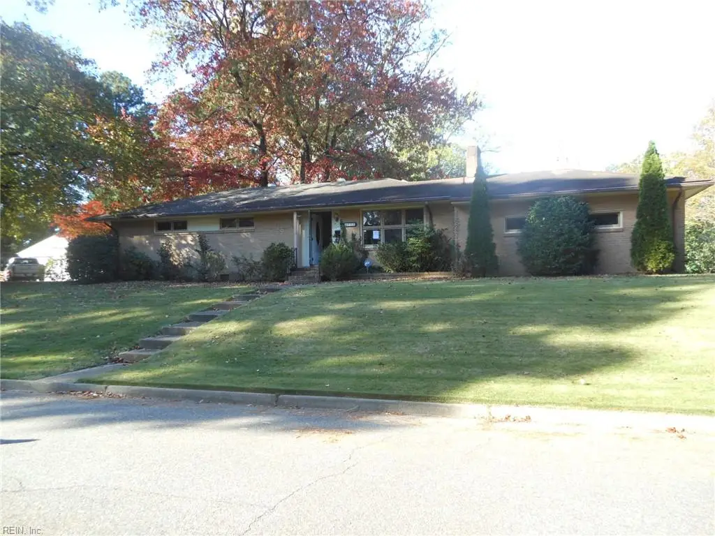 115 Glade Road, Newport News, VA 23606 - Image #1