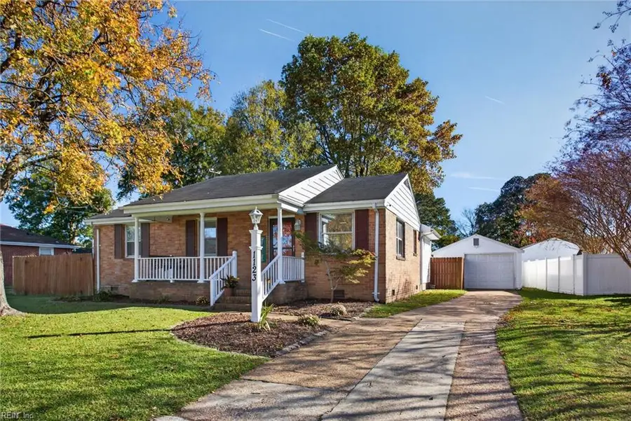 1123 Woodland Terrace Drive, Chesapeake, VA 23323 - Image #2