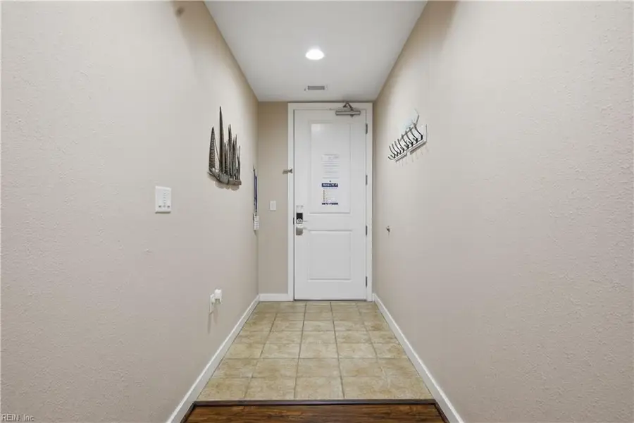 3738 Sandpiper Road #114B, Virginia Beach, VA 23456 - Image #3