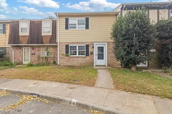 1866 Olde Buckingham Road, Hampton, VA 23669