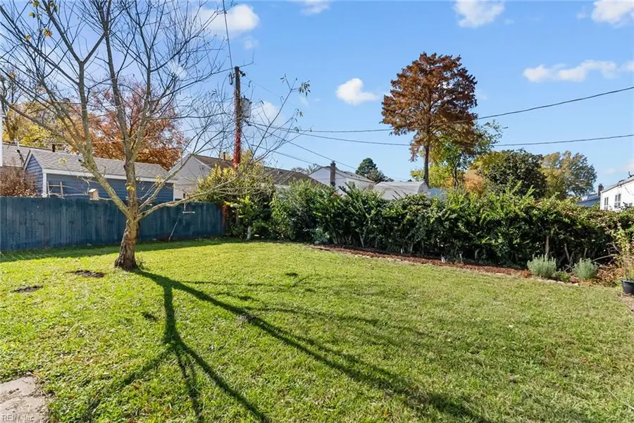 48 Santa Barbara Drive, Hampton, VA 23666 - Image #2