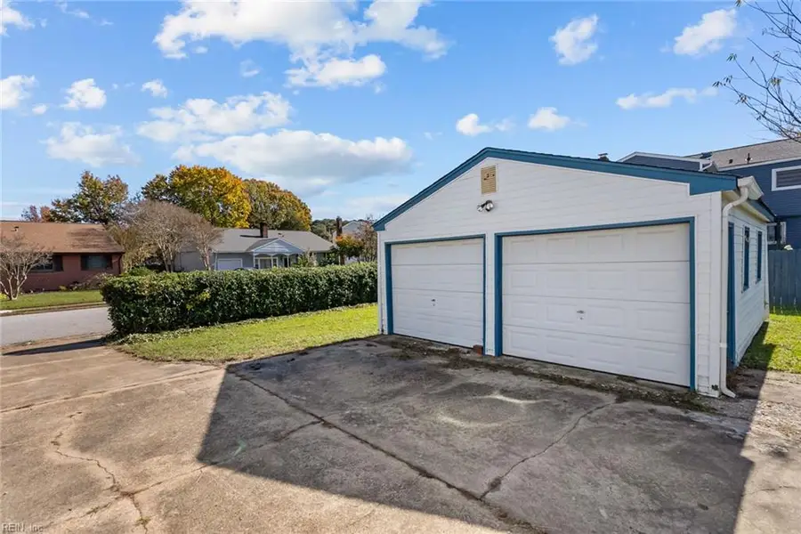48 Santa Barbara Drive, Hampton, VA 23666 - Image #3