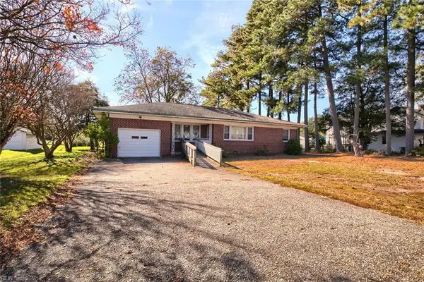 121 Circle Drive, Port Haywood, VA 23138