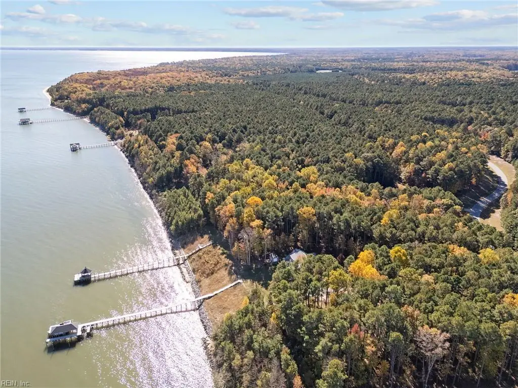 1437 Lawnes Neck Drive, Smithfield, VA 23430 - Image #1