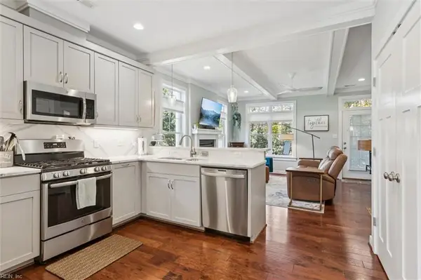 32 Village Park Lane, Poquoson, VA 23662