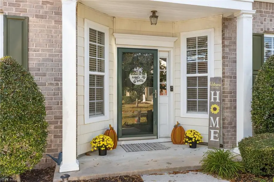 1423 Otterbourne Circle, Chesapeake, VA 23320 - Image #2