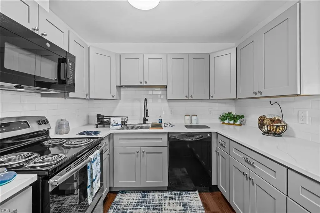 9532 5th Bay Street #C, Norfolk, VA 23518 - Image #1