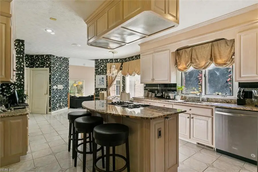 306 Quarter Track, Yorktown, VA 23693 - Image #3