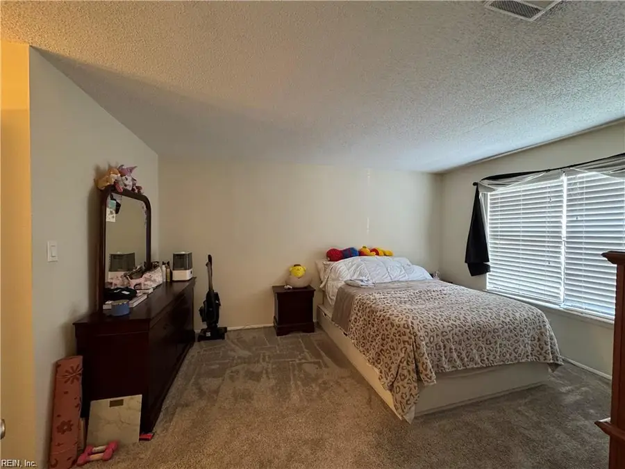 506 Pillar Court #201, Virginia Beach, VA 23462 - Image #2