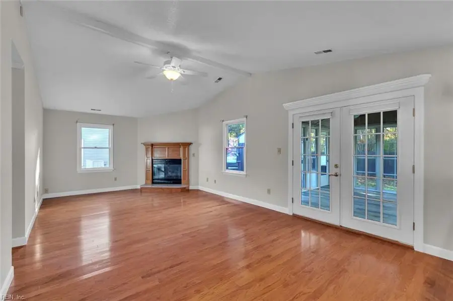 702 Chatsworth Drive, Newport News, VA 23601 - Image #2