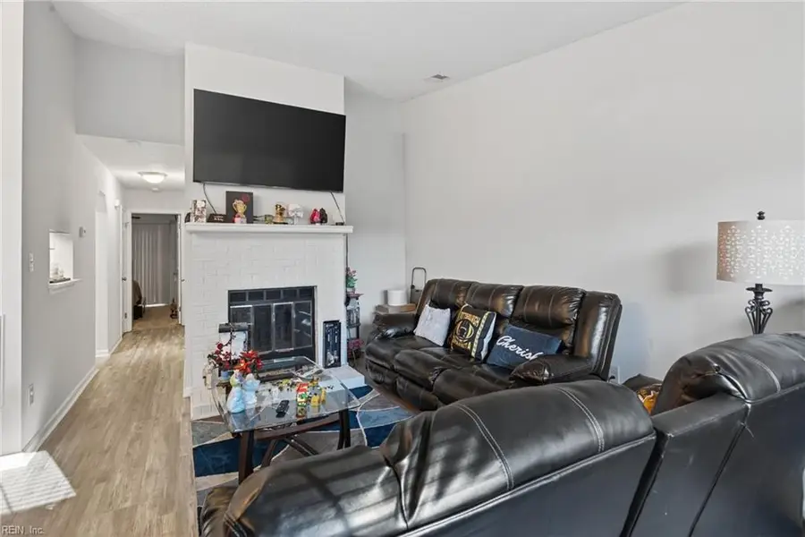 804 Tenure Lane, Virginia Beach, VA 23462 - Image #3