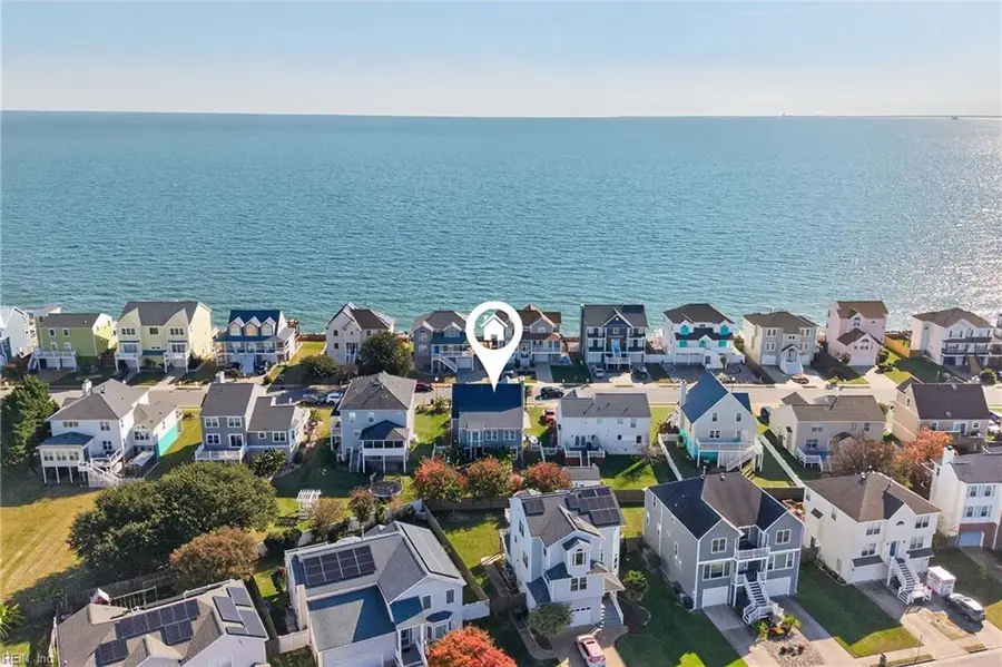 110 Grand View Drive, Hampton, VA 23664 - Image #2