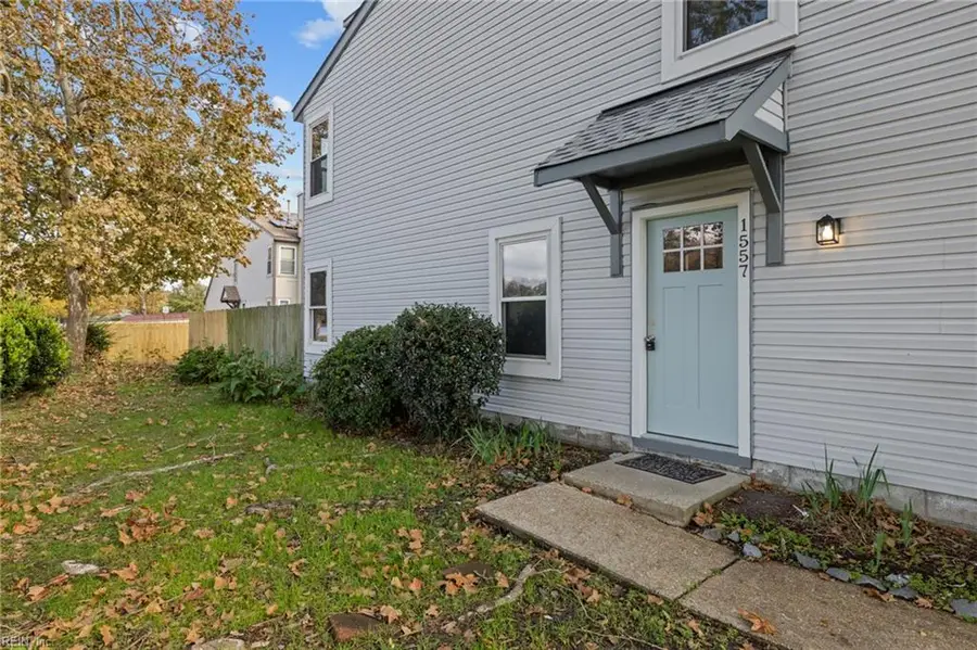 1557 Sword Dancer Drive, Virginia Beach, VA 23454 - Image #3