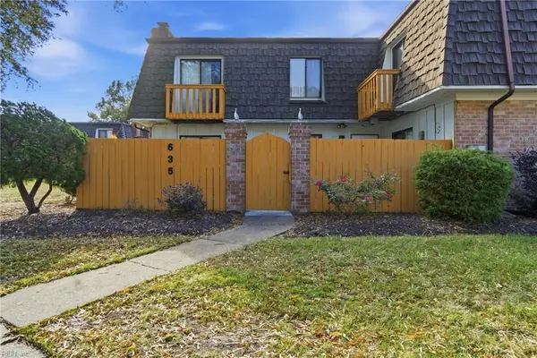 635 Ocean Lakes Drive, Virginia Beach, VA 23454