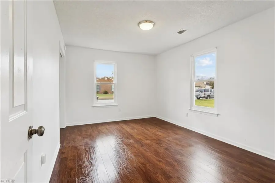4012 Bakerfield Road, Virginia Beach, VA 23453 - Image #2