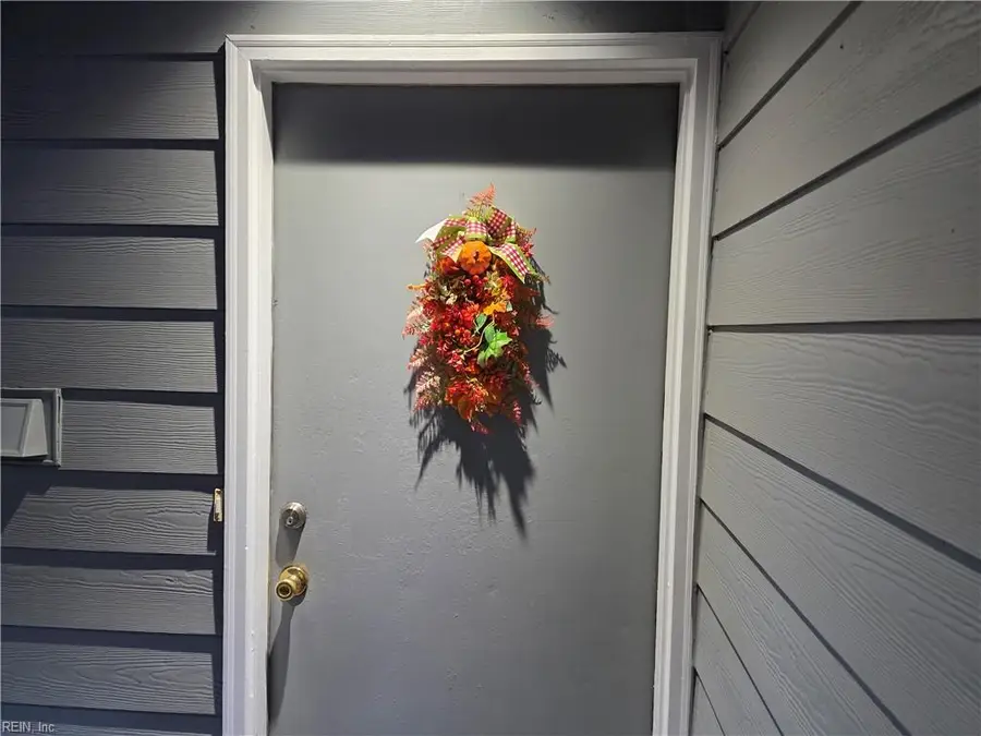 103 Lake Powell Road #F, Williamsburg, VA 23185 - Image #3