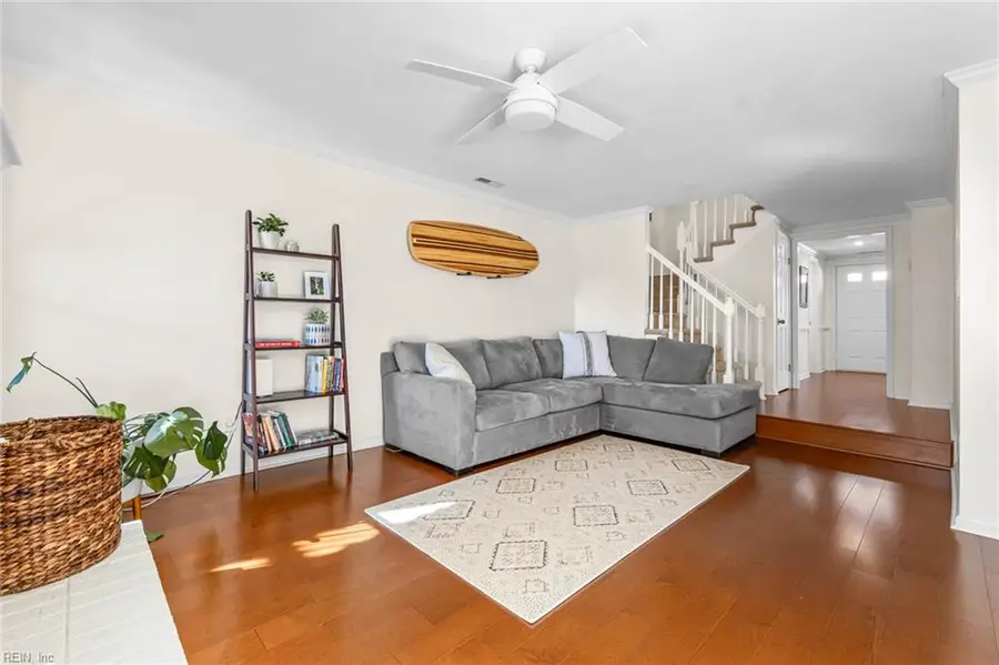 1069 Colonial Meadows Way, Virginia Beach, VA 23454 - Image #3