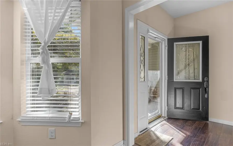 3223 Peronne Avenue, Norfolk, VA 23509 - Image #3