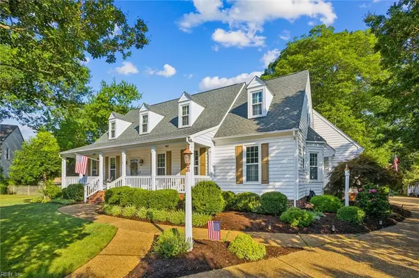 4 Canter Court, Newport News, VA 23602