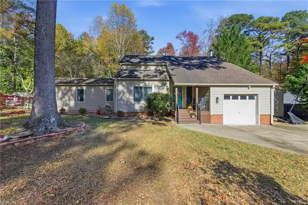 108 Barcroft Drive, Yorktown, VA 23692