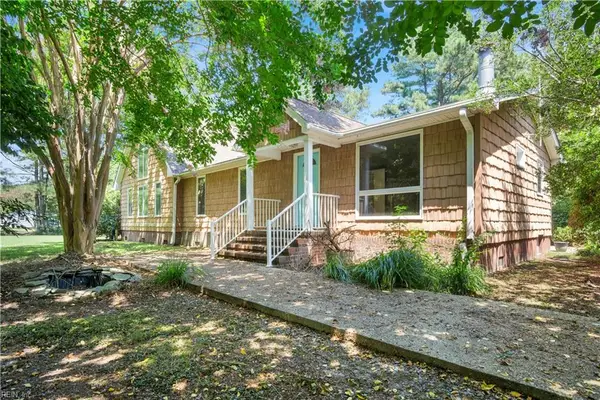 653 Possum Point Road, Port Haywood, VA 23138