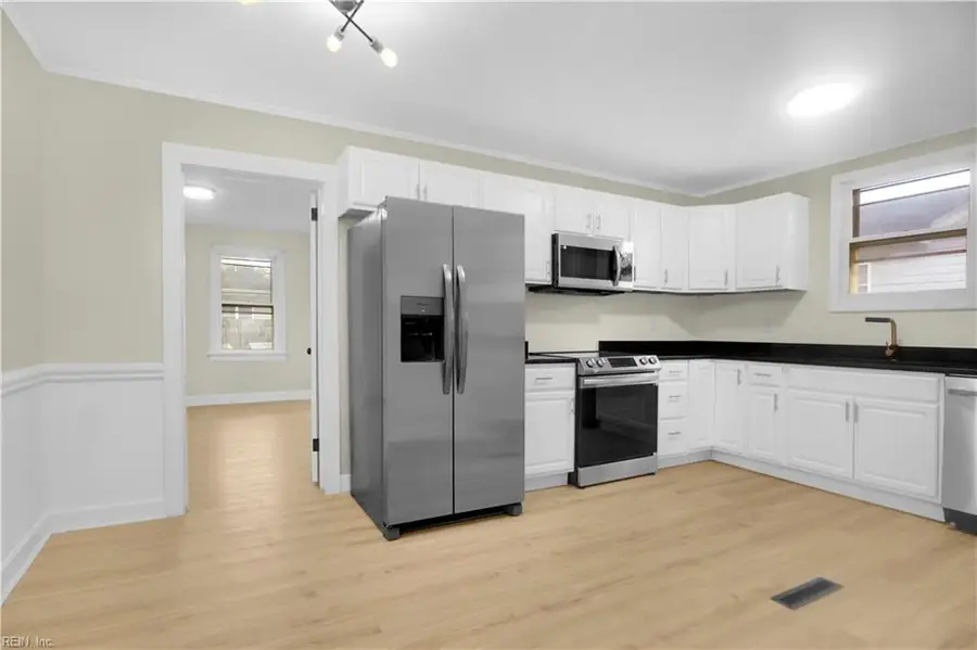 114 Clifton Street, Hampton, VA 23661 - Image #2