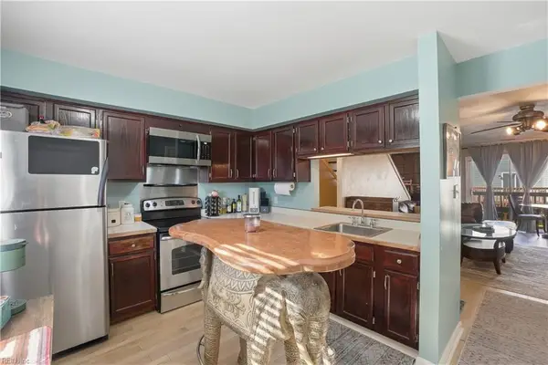 1521 E Ocean View Avenue #206, Norfolk, VA 23503