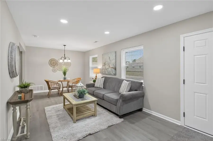 733 Hampton Avenue, Newport News, VA 23607 - Image #2