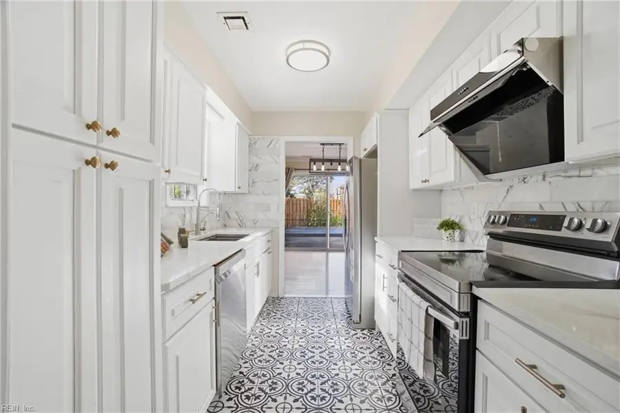 4617 Truman Lane, Virginia Beach, VA 23455 - Image #3
