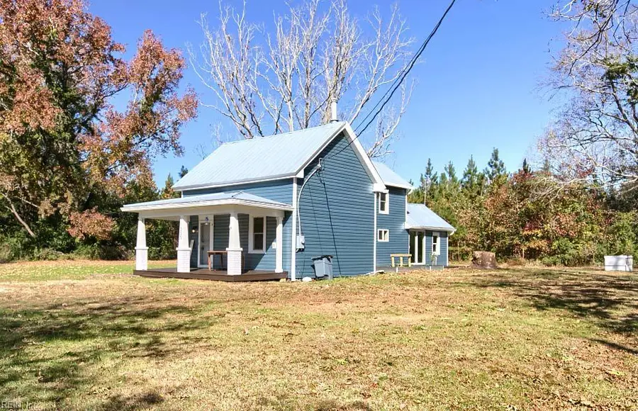 1055 Ridgefield Road, Mathews, VA 23109 - Image #2