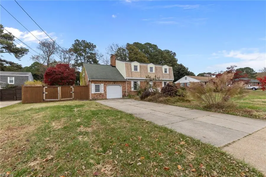 960 Lindsley Drive, Virginia Beach, VA 23454 - Image #2