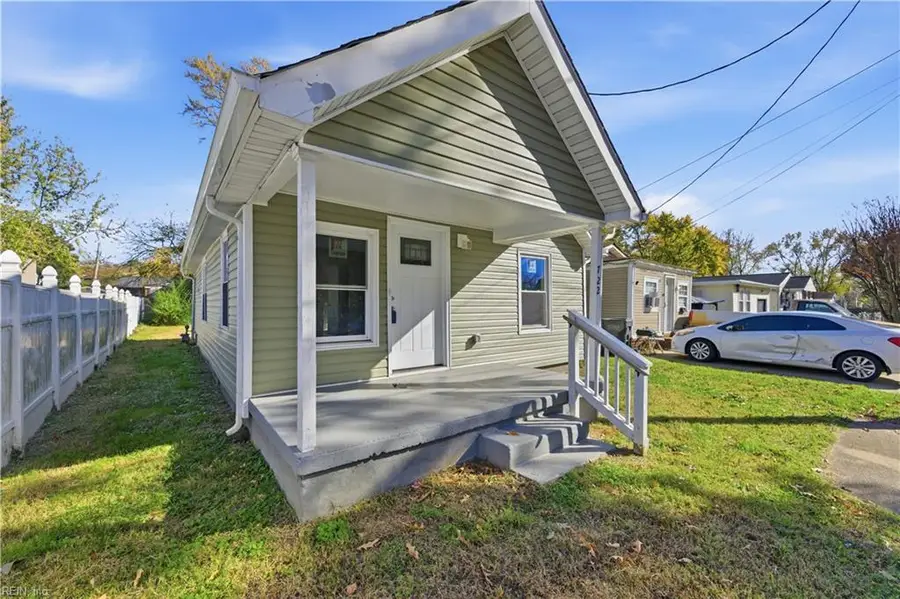722 Birch Avenue, Hampton, VA 23661 - #2
