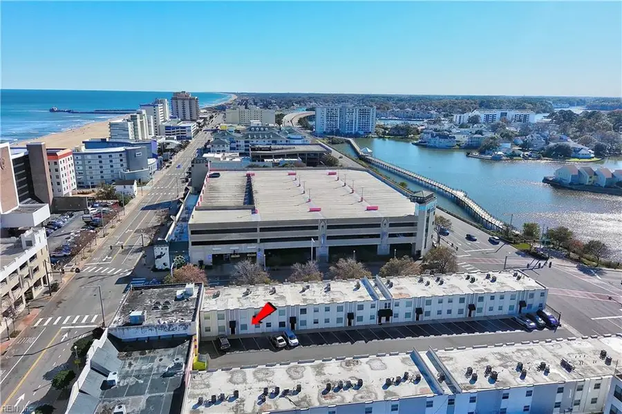 913 Pacific Avenue #B, Virginia Beach, VA 23451 - Image #3