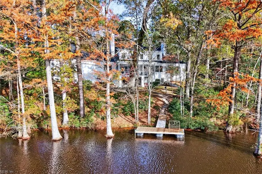 1107 Lake Point Lane, Suffolk, VA 23434 - Image #3
