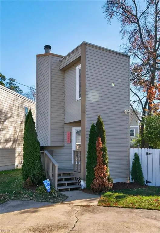 726 Carolina Avenue, Virginia Beach, VA 23451