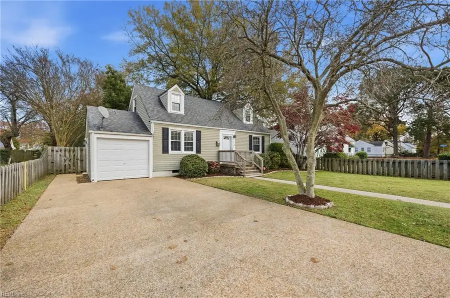 470 Algonquin Road, Hampton, VA 23661 - Image #2