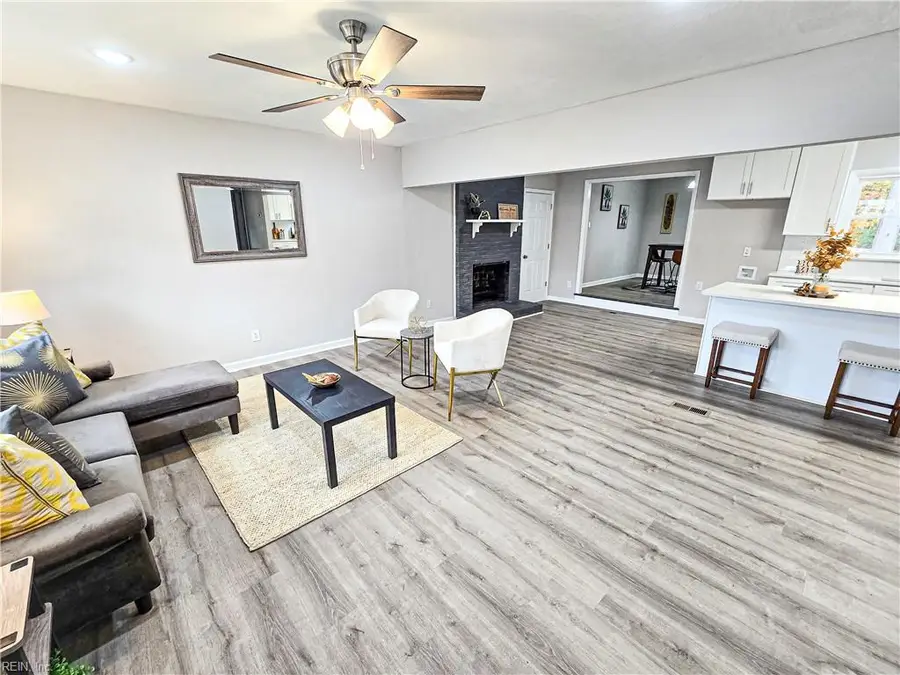 3 Grant Drive, Newport News, VA 23608 - Image #2