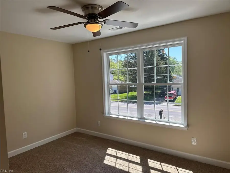 71 Edmonds Cove Road, Hampton, VA 23669 - Image #3