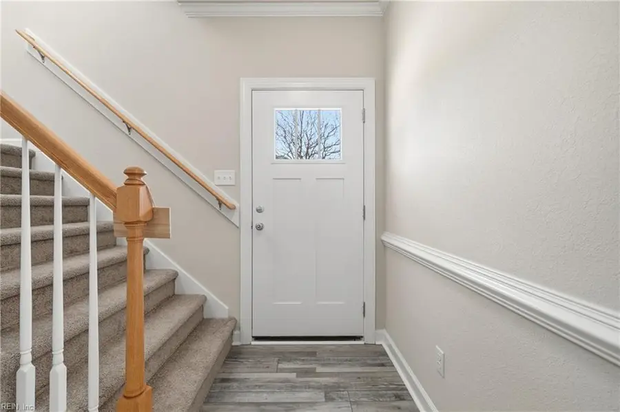 833 Wilbur Avenue, Chesapeake, VA 23324 - Image #3