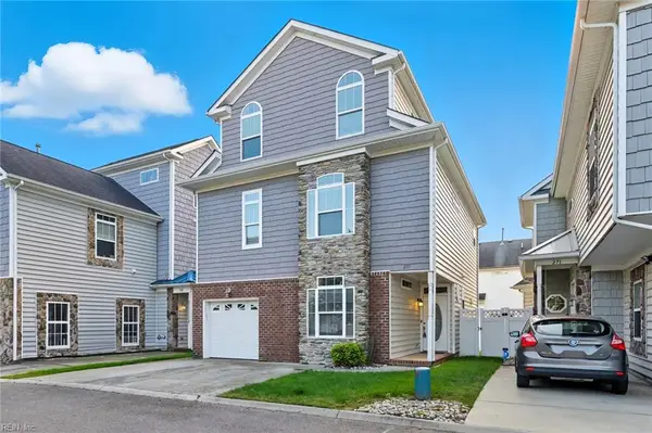 277 Moate Circle, Virginia Beach, VA 23462