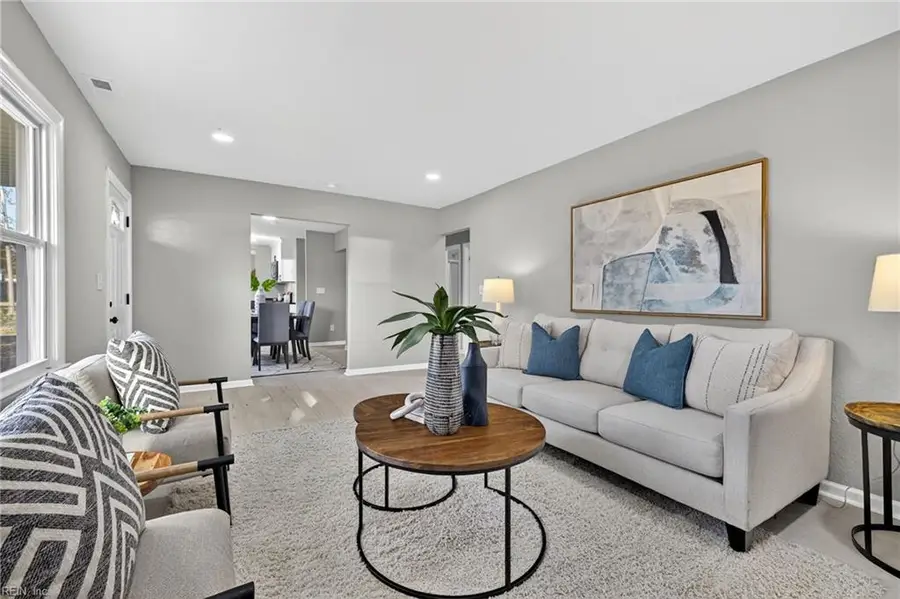 424 Elmont Road, Virginia Beach, VA 23452 - Image #2