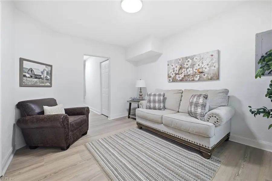 307 N 4th Street, Suffolk, VA 23434 - Image #3