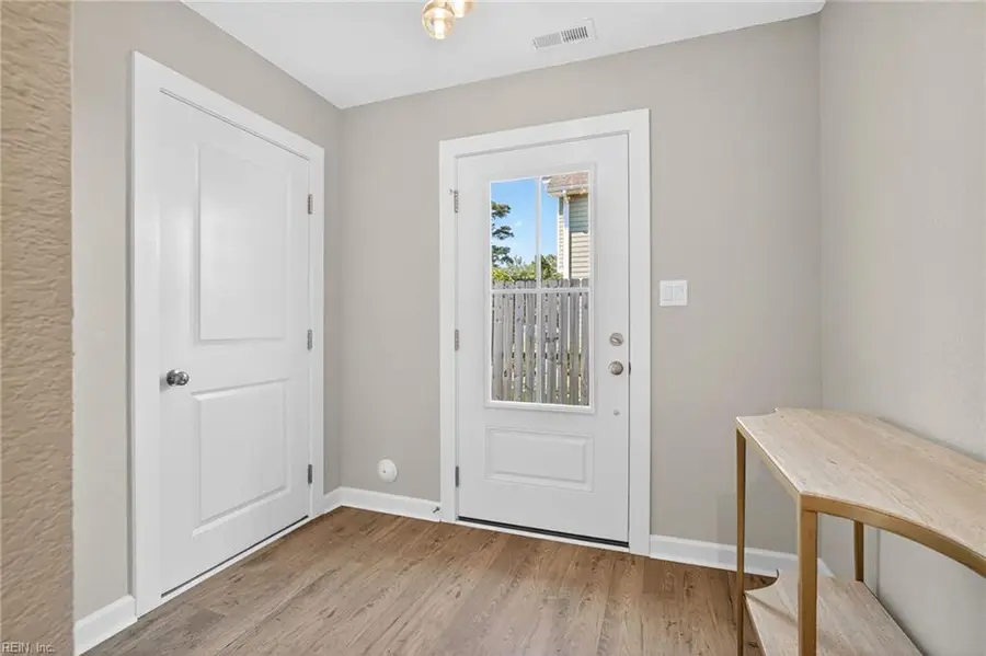 4818 Lee Avenue, Virginia Beach, VA 23455 - Image #2